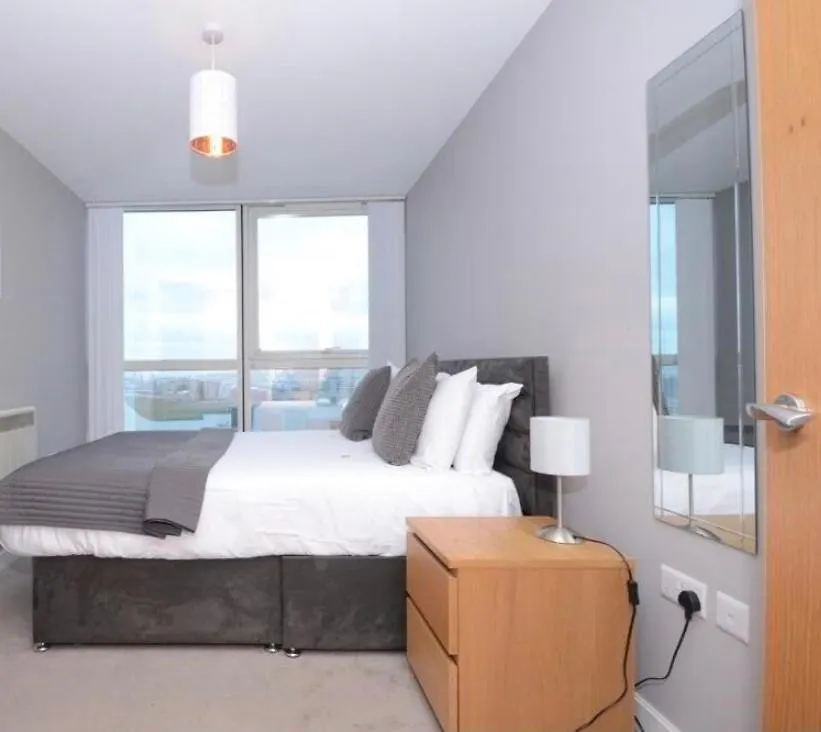 Appartamento Floor-Ceiling Windows, Harbour/Sea Views, Sleeps 5 Belfast